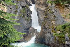04 Lower Falls In Johnston Canyon In Summer.jpg